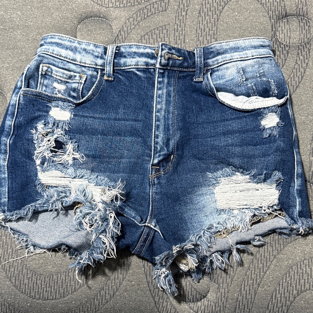 Pink Lily Frayed Blue Jean Shorts